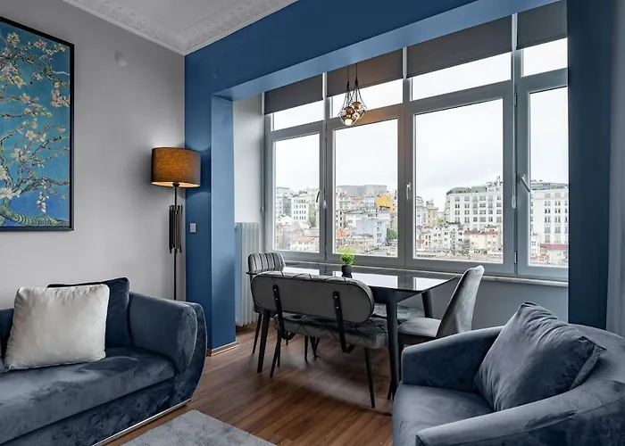 Elegant 2br Haven With Magnificent Bosphorus View 公寓