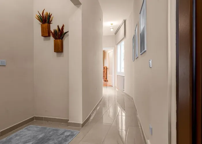 Elegant 2br Haven With Magnificent Bosphorus View