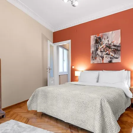 Elegant 2br Haven With Magnificent Bosphorus View Apartment