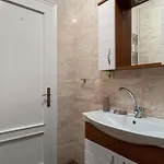 Elegant 2br Haven With Magnificent Bosphorus View Appartement