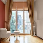 Appartement Elegant 2br Haven With Magnificent Bosphorus View